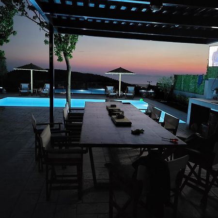 "Stergiou Luxury Apartment 2Nd Floor" Με Κοινη Πισινα Saronida Rum bild